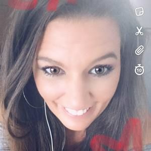 Meet your Posher, Casey